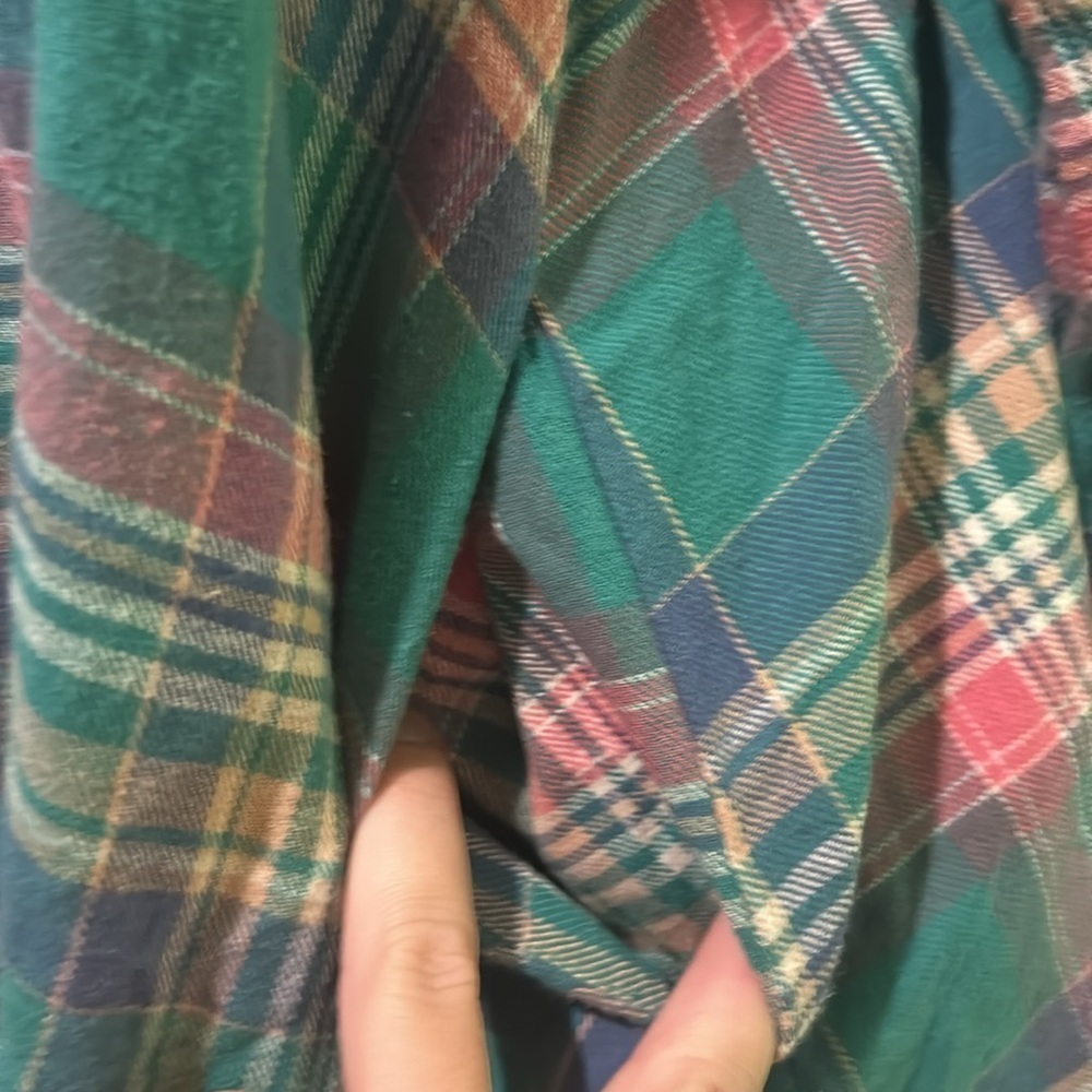 Umgee Small button down top    A - Picture 7 of 8